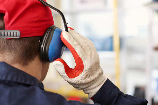 Workplace Noise and Hearing Loss: Protecting Your Hearing on the Job